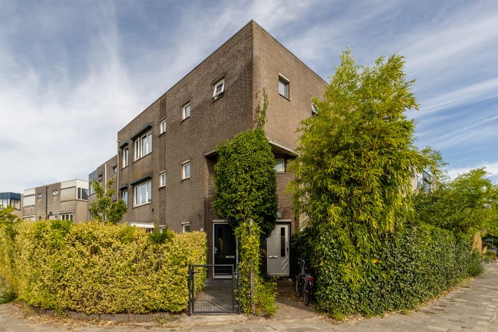 Strausslaan 88 in Barendrecht foto