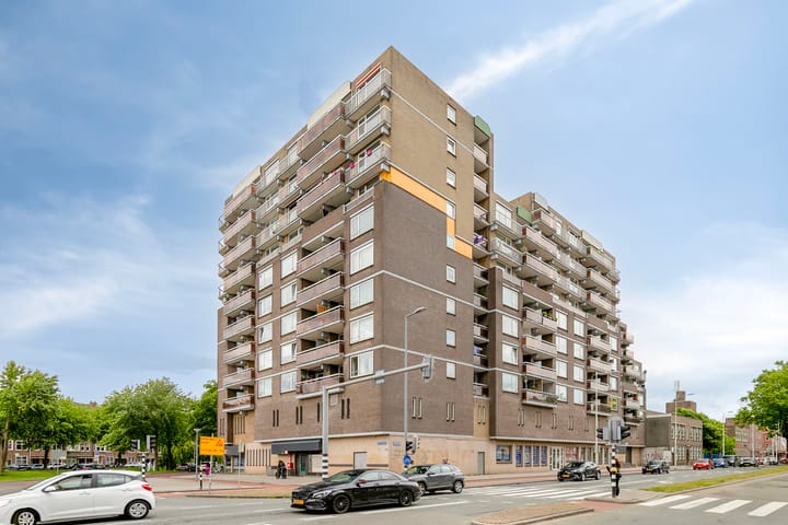 Strevelsweg 207 in Rotterdam