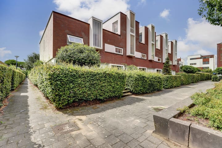 Strombolihof 2 in Rotterdam foto