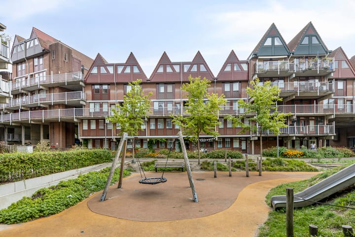 Stroveer 80 in Rotterdam foto