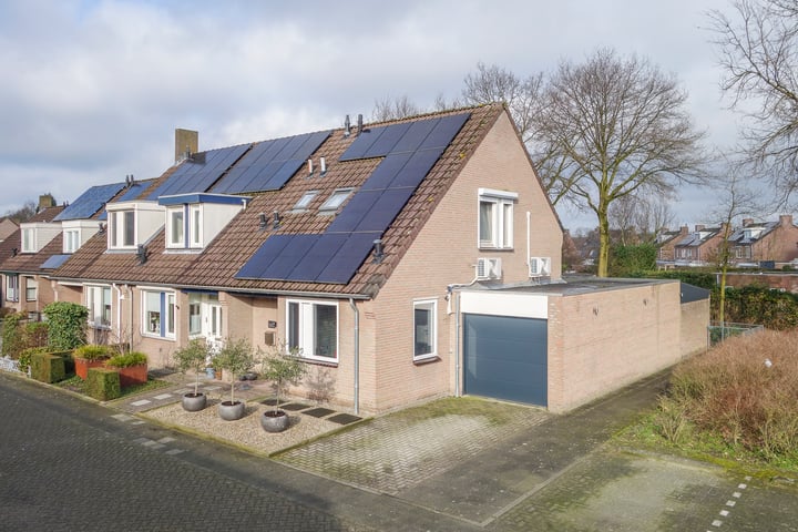 Struikheide 43 in Deurne foto