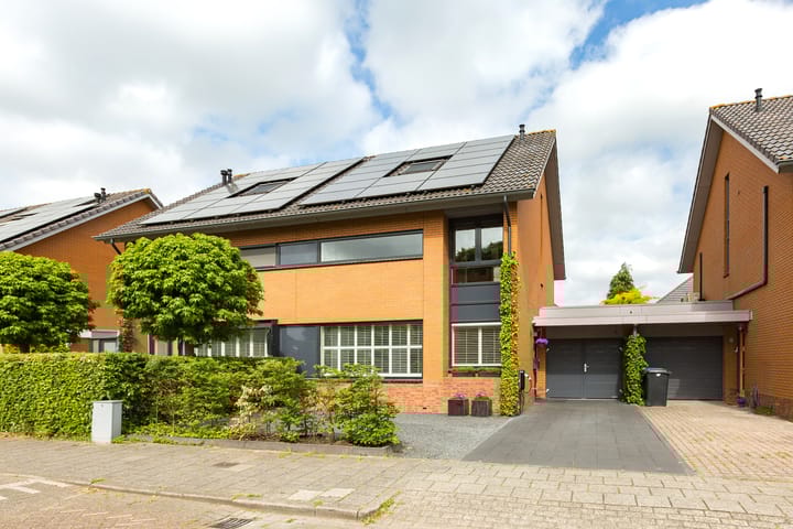 Struisvaren 9 in Bergschenhoek foto