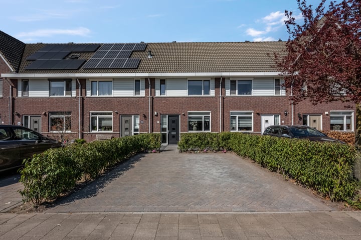 Stuivenes 15 in Rhenen foto