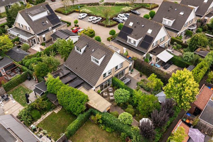 Suite 35 in Zwijndrecht foto