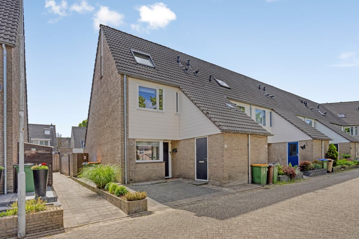 Suze Robertsonstraat 70 in Ede
