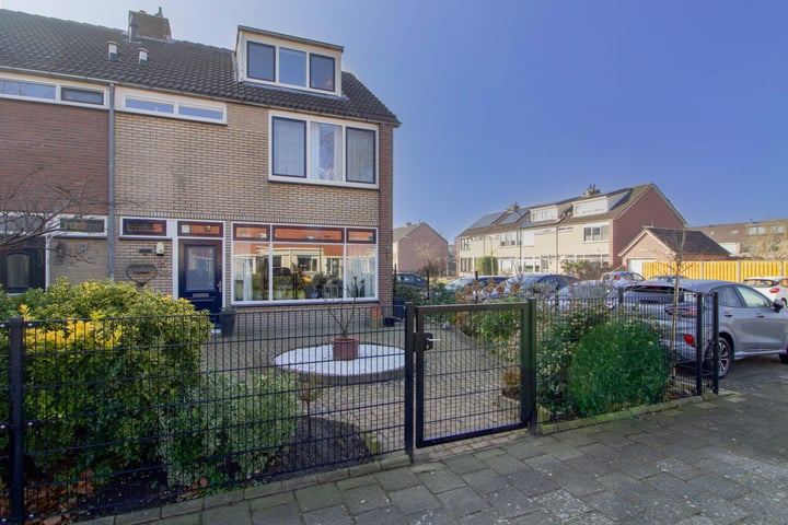 Sweelinckstraat 15 in Bunschoten-Spakenburg foto