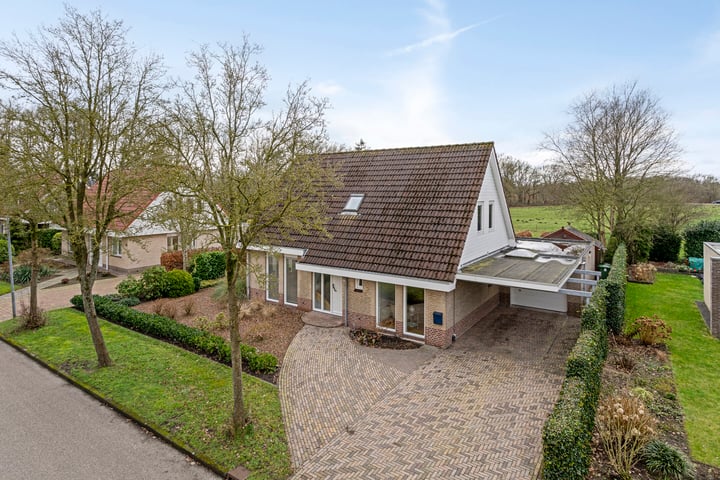 't Gebint 48 in Zuidlaren foto