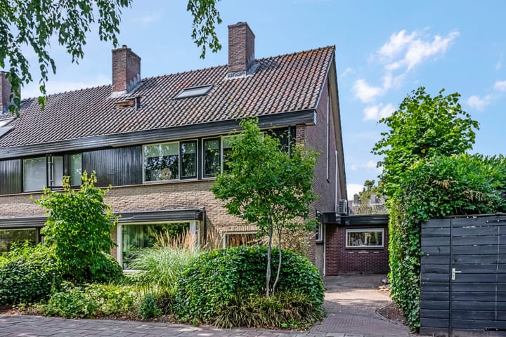 't Hazeveld 51 in Nijkerk