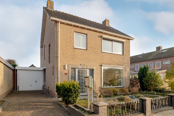 't Hofflandt 10 in Ulvenhout foto