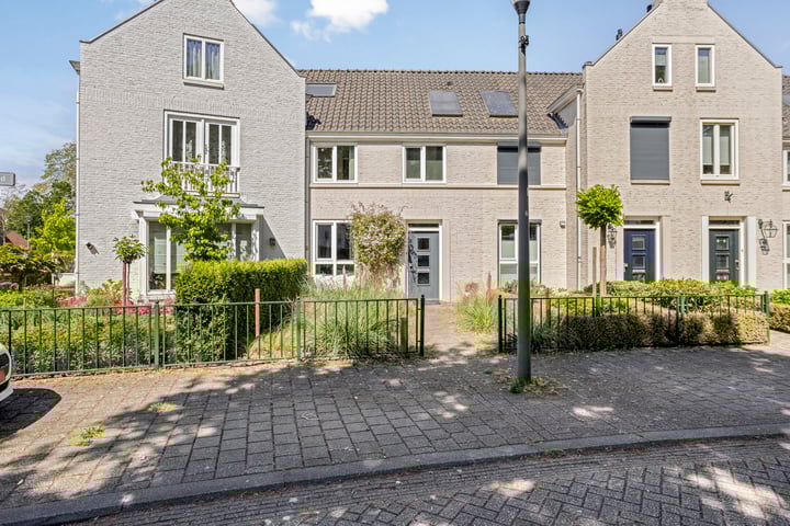 't Leemsveld 12 in Helmond