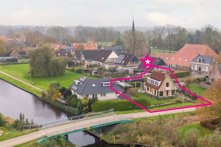 't Noordeinde 2 in Kuinre foto