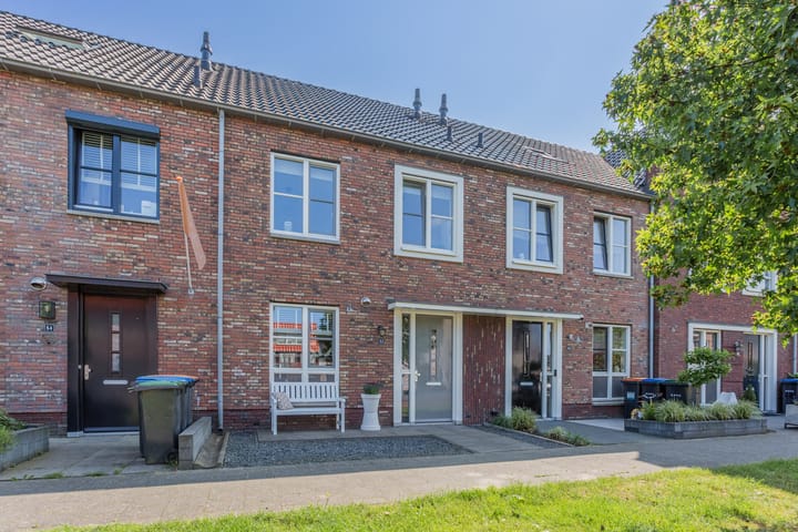 Tabakskamp 52 in Bunschoten-Spakenburg foto