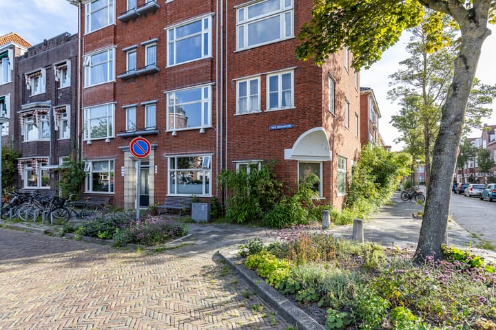 Taco Mesdagplein 1 in Groningen foto