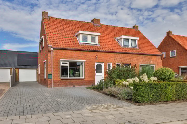 Foto van woning Taeke Schuilengalaan 67, Surhuisterveen