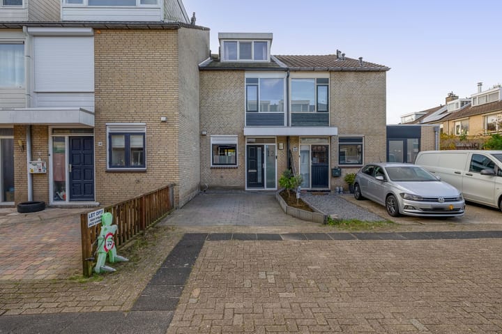 Tafelbaai 12 in Capelle aan den IJssel foto