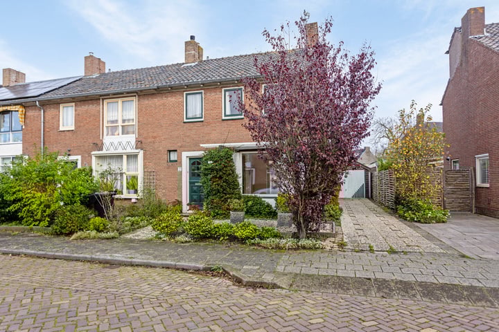Talmastraat 23 in Alkmaar foto