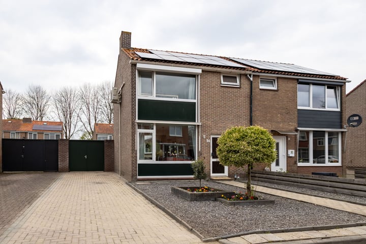 Talmastraat 84 in Veendam foto