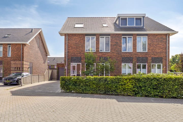 Tamboer 13 in Heerenveen foto