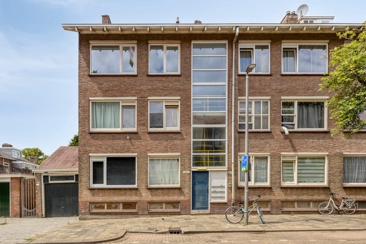 Tapuitstraat 111C in Rotterdam foto