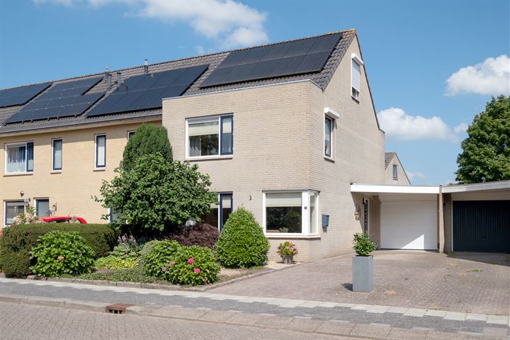 Tarwehullen 40 in Assen foto