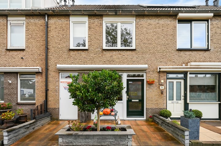 Tasmanweg 92 in Hoek van Holland foto