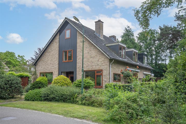 Ted Visserweg 2 in Maarn foto