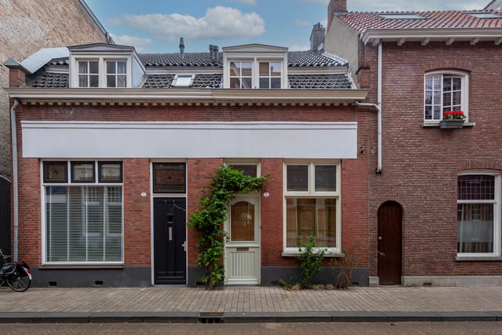 Telefoonstraat 9 in Tilburg foto