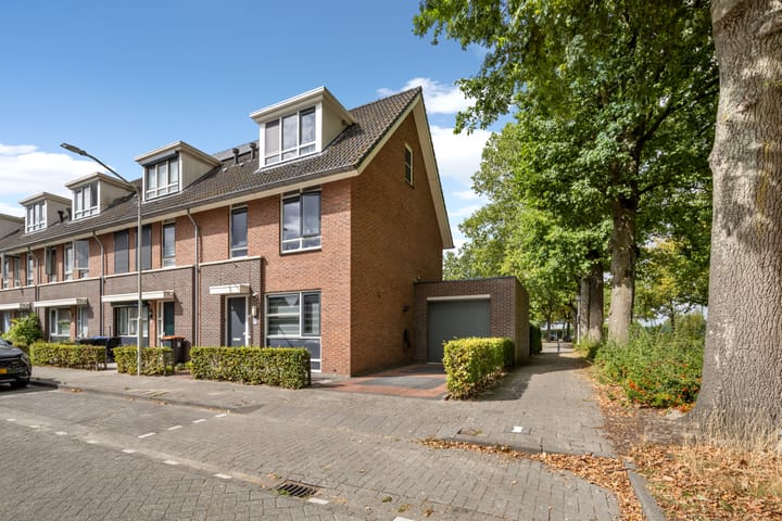 Televisiestraat 87 in Roosendaal foto