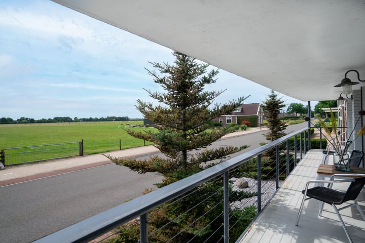Ten Darperweg 82b in Wapse foto