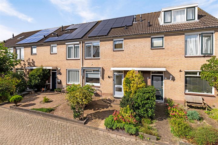 Ter Beek 55 in Lisse foto