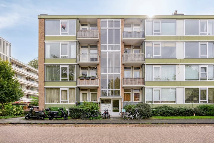 Ter Weerlaan 186 in Wassenaar foto