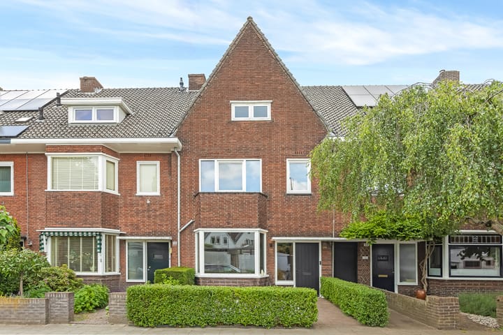 Terheijdenseweg 110 in Breda foto