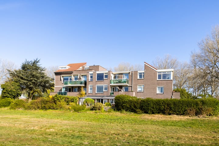 Terpmeent 76 in Almere foto