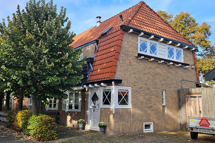 Terrasweg 38 in Santpoort-Noord foto