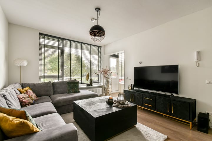 Tesselschadestraat 14 in Hendrik-Ido-Ambacht foto