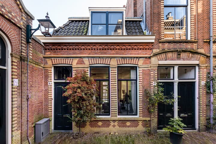 Teylershofjestraat 8 in Haarlem foto