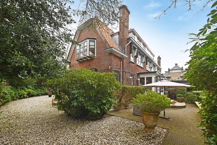 Teylingerhorstlaan 37 in Wassenaar foto