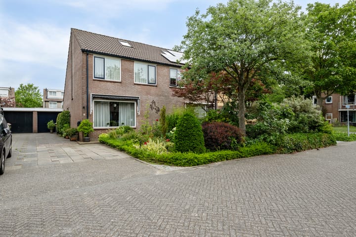 Theebos 13 in Limmen