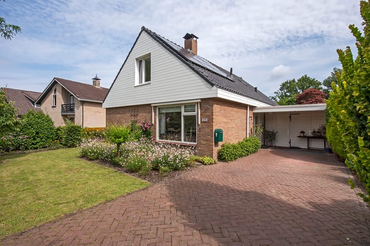 Theo van Loonstraat 25 in Hengelo foto