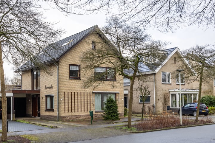 Theo van Loonstraat 7 in Hengelo foto