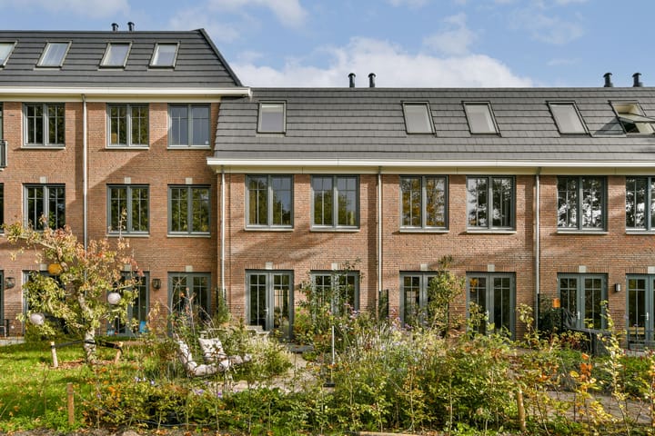 Theologicum 42 in Warmond foto