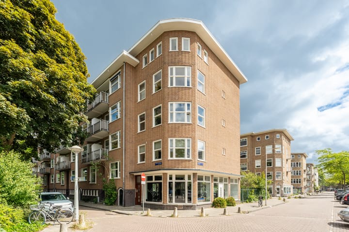 Theophilusstraat 1-2 in Amsterdam foto