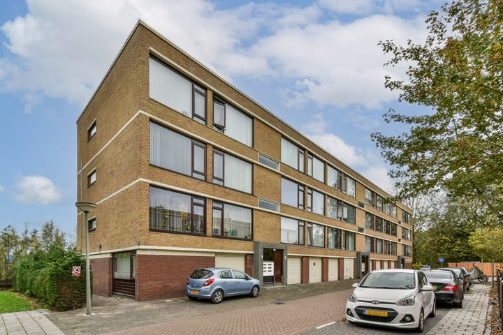 Thomas à Kempisstraat 124 in Vlaardingen foto