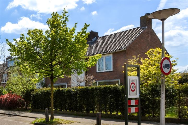 Thorbeckelaan 100 in Naarden foto