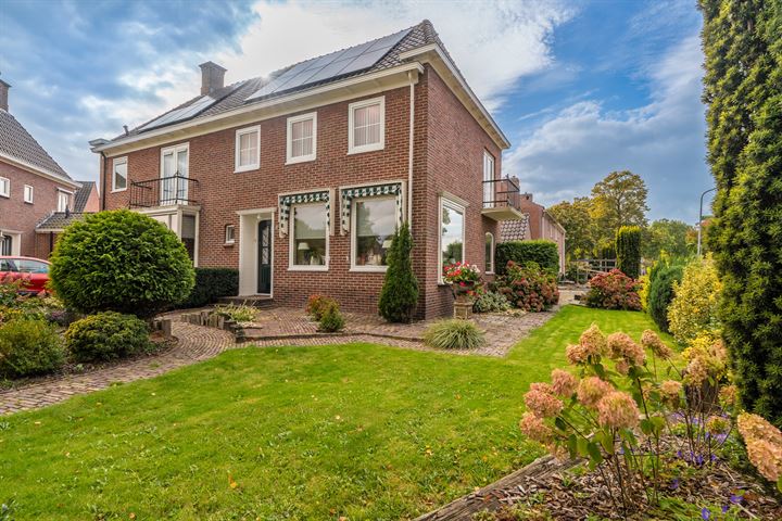 Thorbeckelaan 99 in Oude Pekela foto