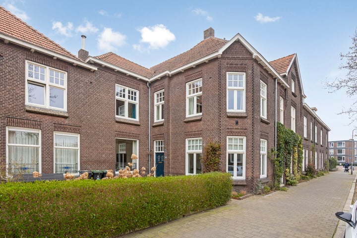Thorbeckestraat 8 in Roermond foto