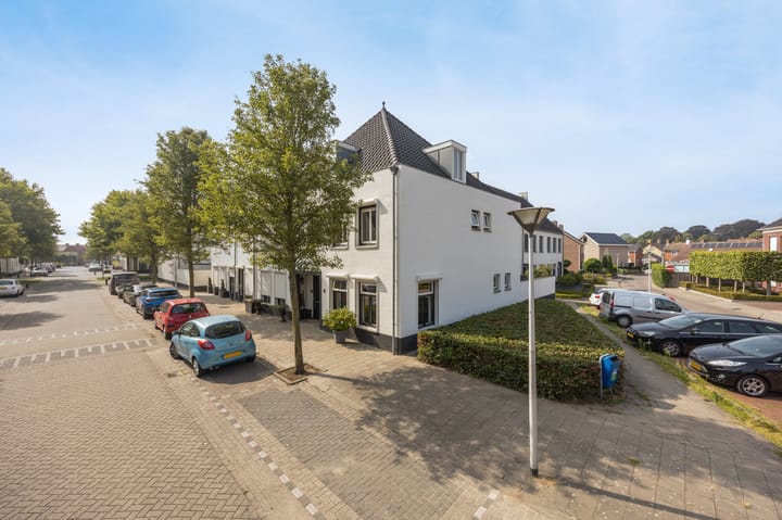 Thornerstraat 2 in Sprundel foto