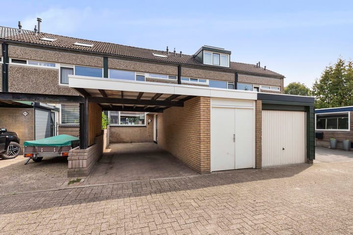 Tichelaarsdonk 155 in Apeldoorn foto