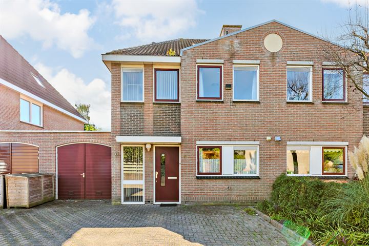Tienbunder 5 in Breda foto