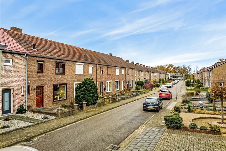 Tiendstraat 44 in Elsloo foto